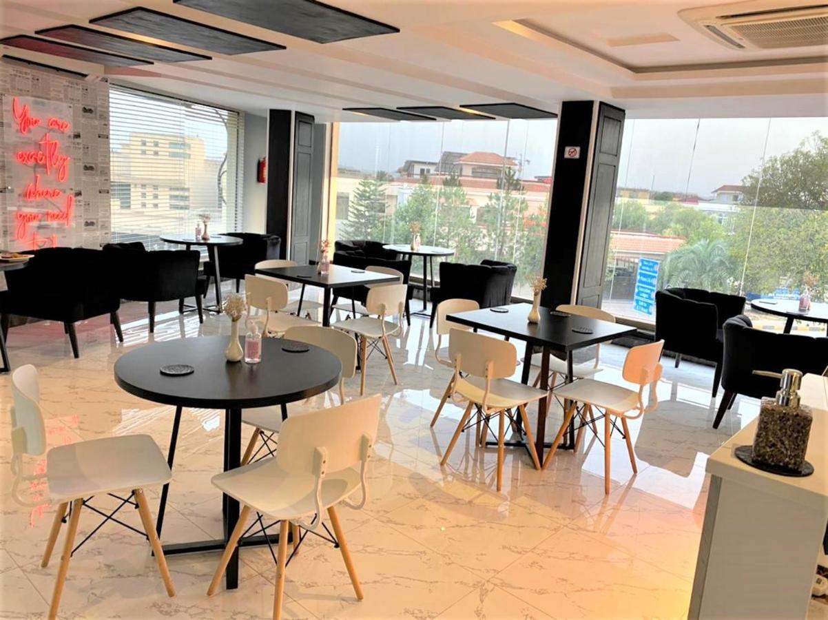 Esquire Hotels & Apartments Rávalpindí Exteriér fotografie